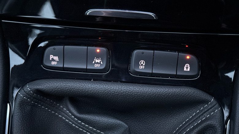 Vauxhall Grandland 1.2 Turbo SE 5dr Petrol Hatchback